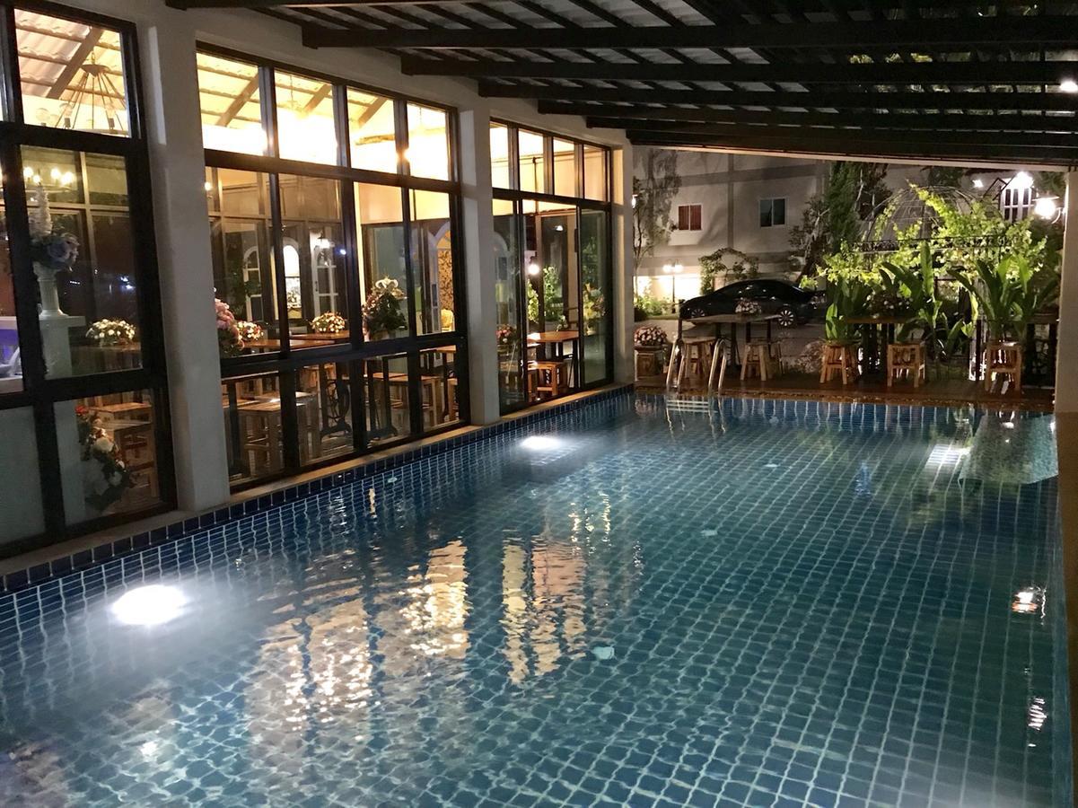 Ploy'S Pearl Hotel Surat Thani Ngoại thất bức ảnh